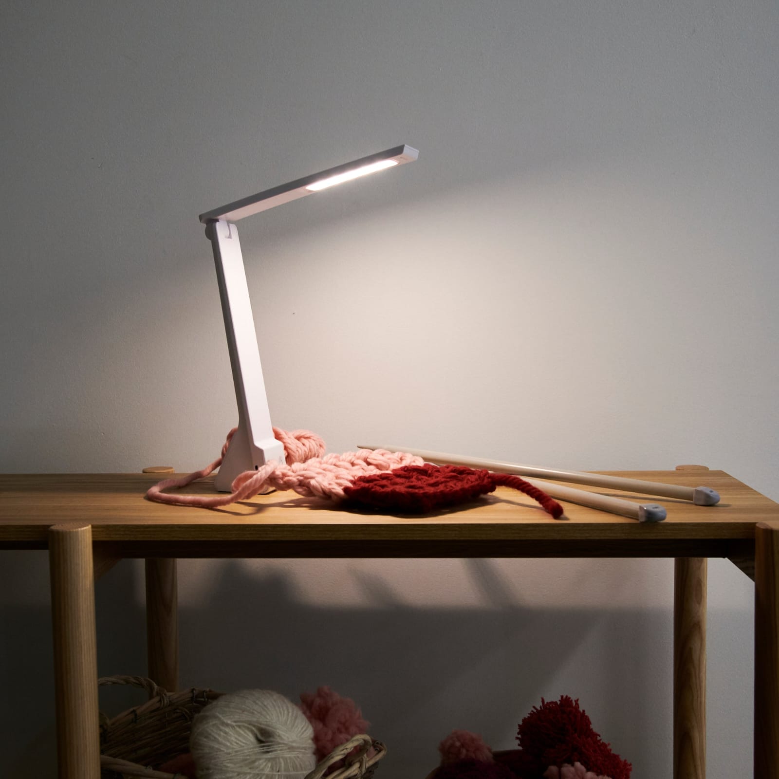 Lámpara de escritorio plegable LED Formr